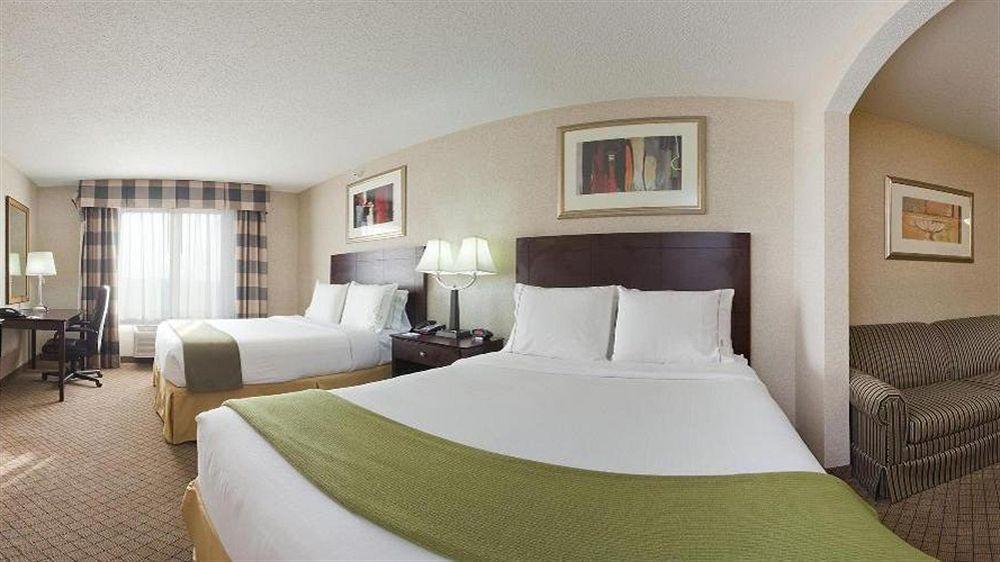Express & By Ihg Anderson